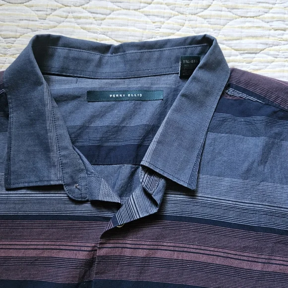 Perry Ellis Button Down - Picture 5 of 7
